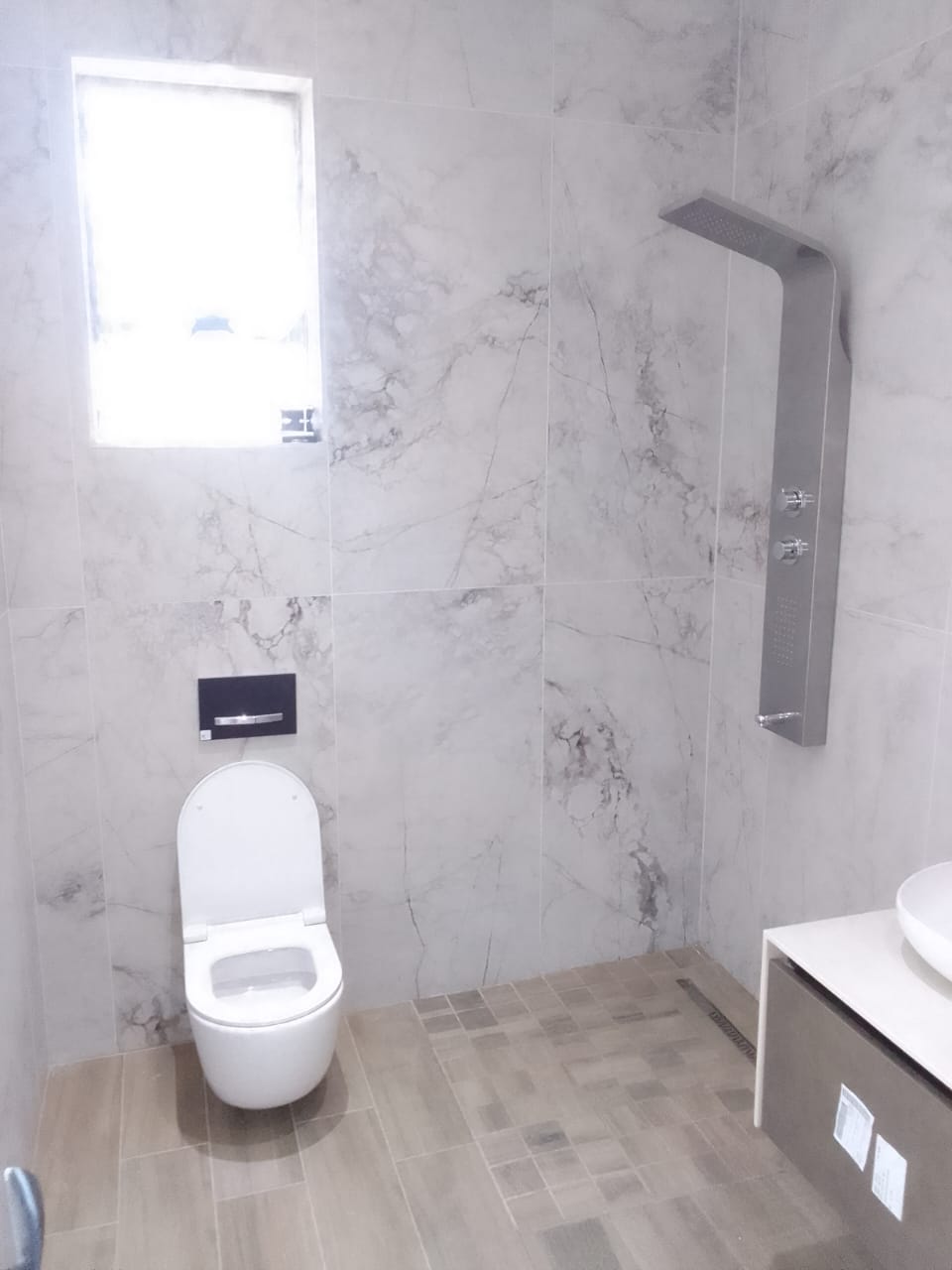 Geyser & hot-water plumbing installation